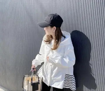 메종 돌체 보더 화이트 마운틴 후드티 아우터