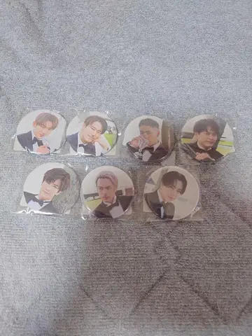 3대째 달력 캔뱃지