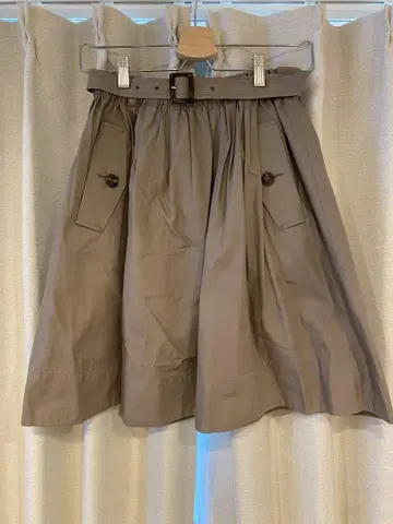 BLUE LABEL BRIDGE 플레어 스커트 38 카키