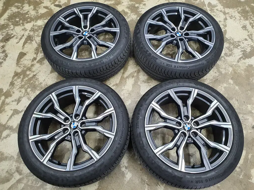 Bmw X1 25I 816M 19-inch Genuine Wheel Tire