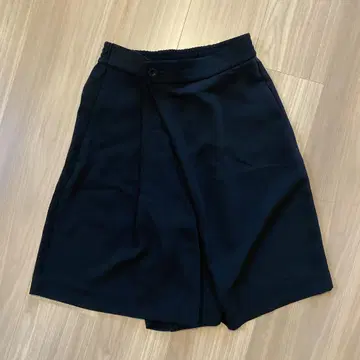 Hyke 숏 팬츠 24ss