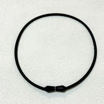 코란토츠 목걸이