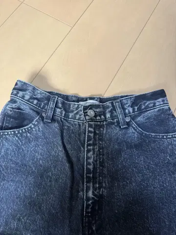 moussy 하이웨스트 스트레이트 데님 블랙