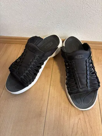 KEEN 블랙 스포츠 샌들 25.0cm