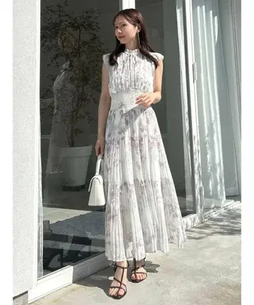 SNIDEL 20주년 sustainable 프린트 플리츠 원피스 H 1