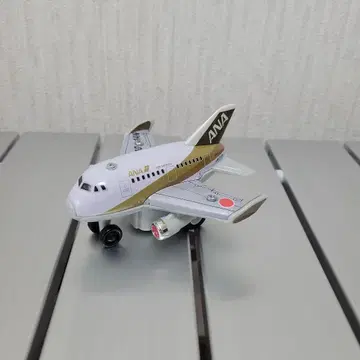 ANA 항공기 모델 화이트/골드 약 10cm(풀백)