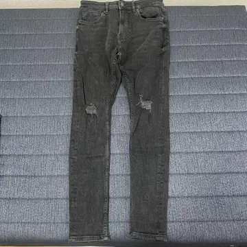 Bershka 블랙 스키니 데님