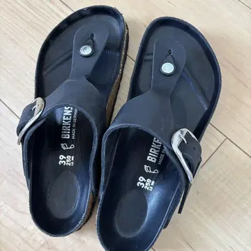 버켄스탁 39 빅 버클 샌들