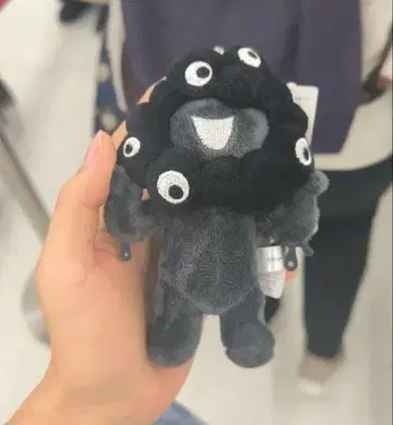 오사카 엑스포 검정 미야쿠미야쿠 카라비너 키링 블랙