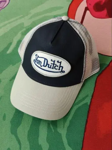 Von Dutch 트래커 캡 Y2K