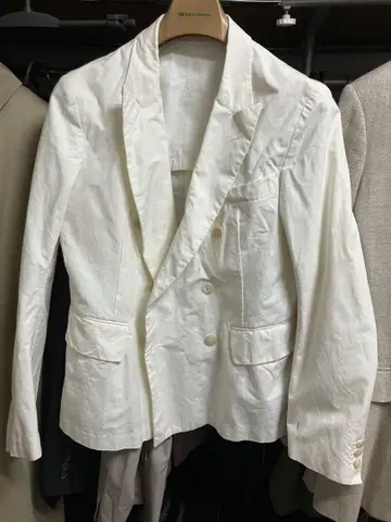 copano 화이트 테일러드 자켓