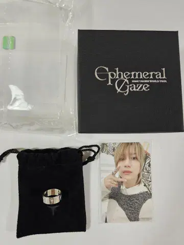 TAEMIN 'Ephemeral Gaze' 로고 반지 트레이딩 카드 포함
