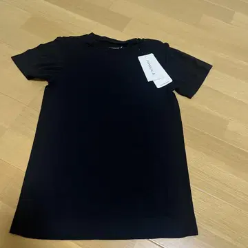 댄스 스킨 DANSKIN 새상품 ADAJ 스트레치 상의 요가 헬스장