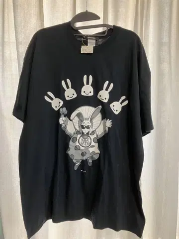 새상품 CUNE 23주년 콜라보 티셔츠 XL 블랙