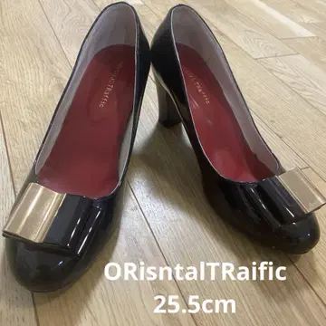 리본 포함 블랙 에나멜 펌프스 25.5cm