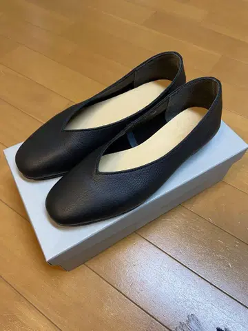블랙 신발 EN 키다리 아저씨 펌프스