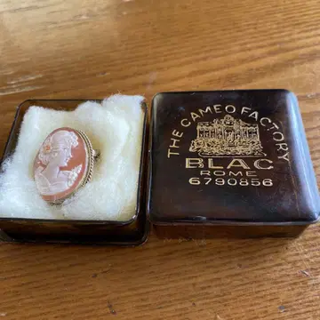 THE CAMEO FACTORY 카메오 브로치