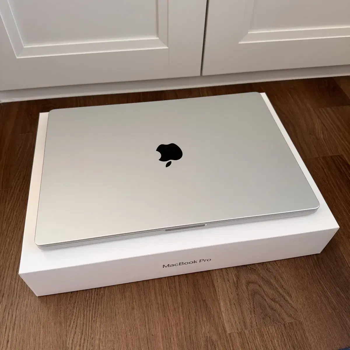 MacBook Pro 16-inch M1 Max 32GB 1TB Silver AppleCare until July 2027
