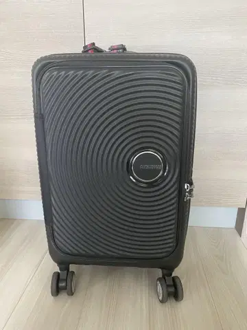 수트 케이스 열쇠 없음 TSA 아메리칸 투리스터