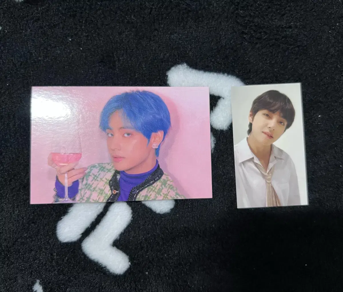 방탄 bts  태형 teahyung 뷔 v  포카 2장 일본 럽셀 네임택