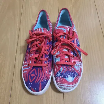 리복 스니커즈 23.5cm 핑크 리프 무늬