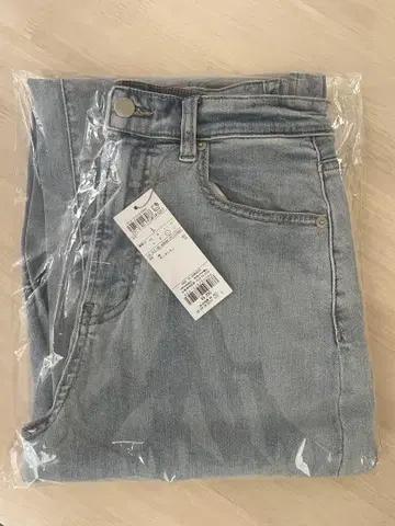 UNFILO 커브 와이드 데님 아이스 블루