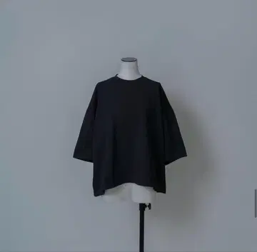 lohen HALF SLEEVE T-SHIRT 티셔츠 미사용 새상품
