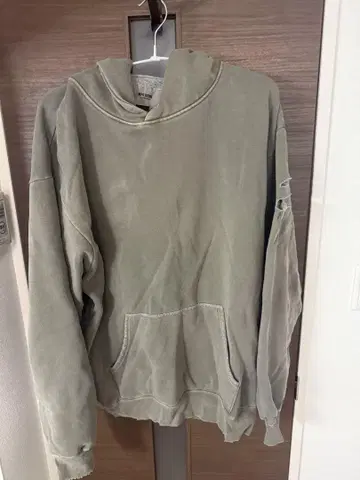 MFC STORE 후드티