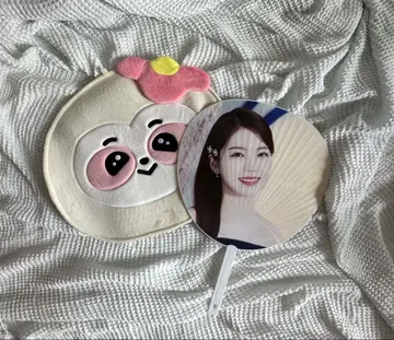 NiziU 아야카 부채