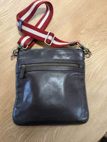 BALLY 사코슈 가죽 숄더백 다크 브라운