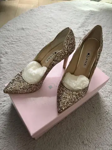 DIANA 골드 글리터 펌프스 22.5cm 결혼식