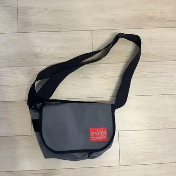 Manhattan portage 숄더백 그레이