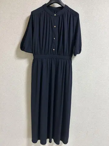 온워드 분석 네이비 반팔 원피스