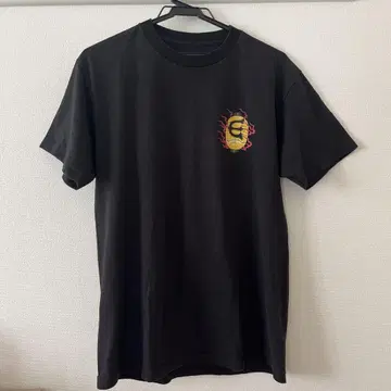 evisen HYAKKI YAENZU LEFT 블랙 티셔츠