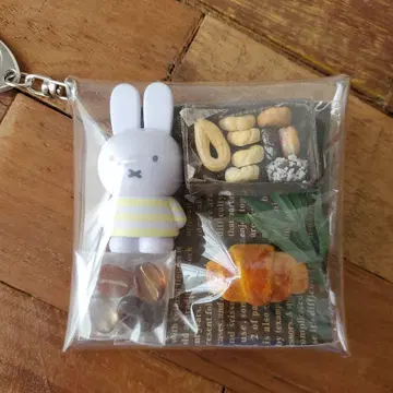 가챠 파우치 미피 카페 도넛 롤빵 커피 콩