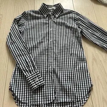 MADISONBLUE 화이트 또는 블랙 체크 셔츠 00