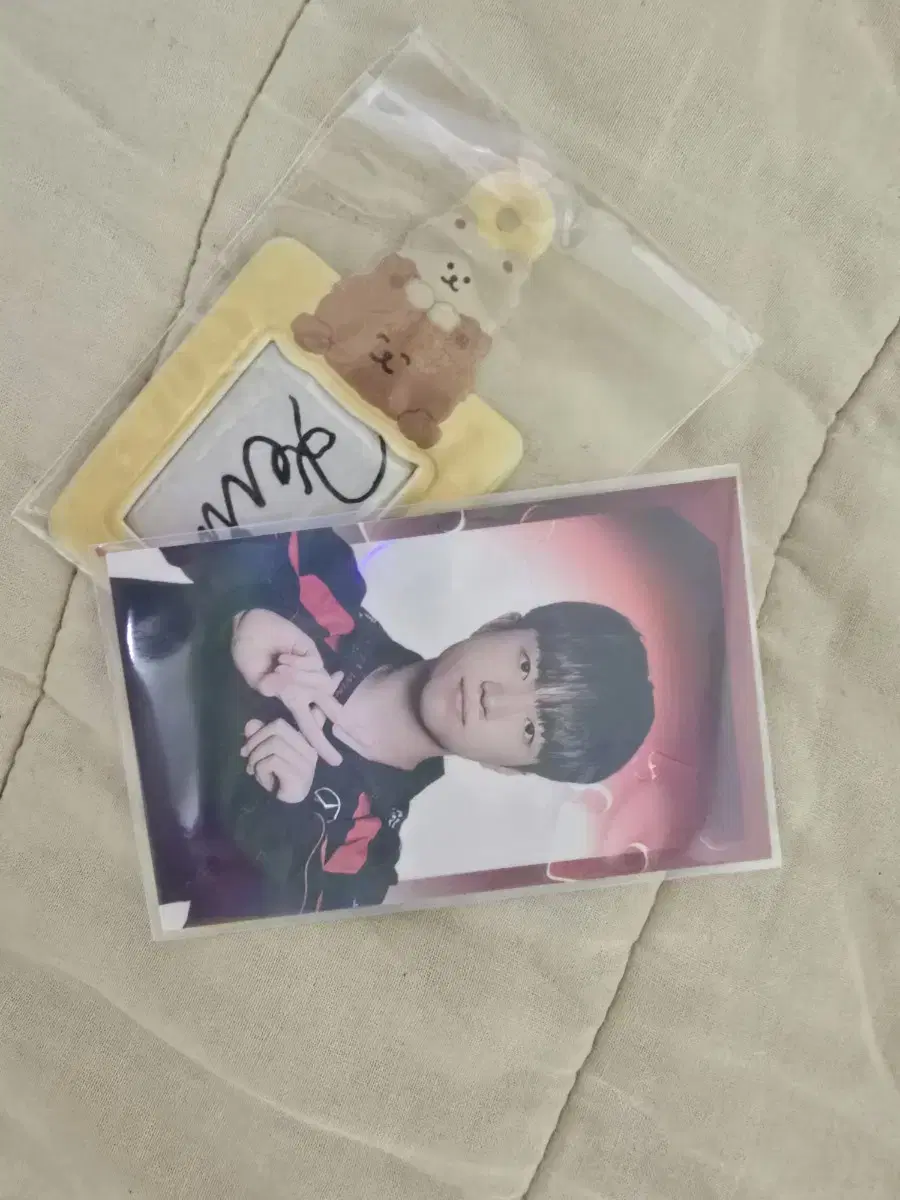 T1 Keria photocard + autographed sign