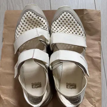 오니츠카타이거 베이지 샌들 27.0cm