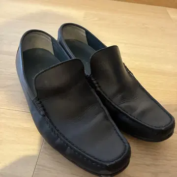 REGAL 블랙 가죽 로퍼 리걸