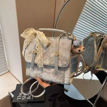 꽃무늬 프린트 숄더백 그레이