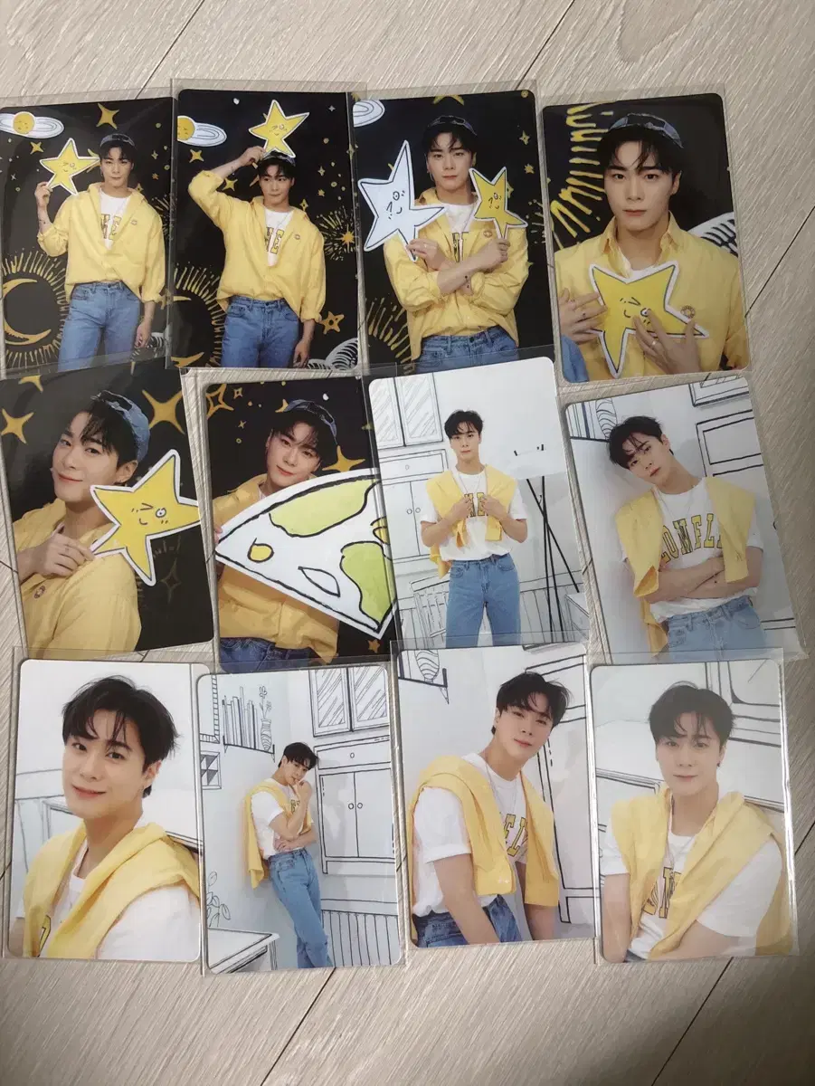 Moonbin seasons greetings mini calendar wts