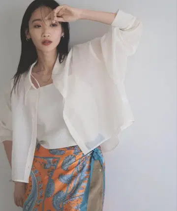 로리즈팜 시어 셔츠 화이트