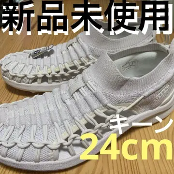 신상품 미사용 킨 유니크 스니크 샌들 24cm 화이트