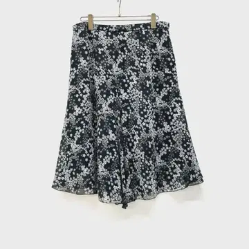 Leilian 꽃무늬 플레어 스커트 1782