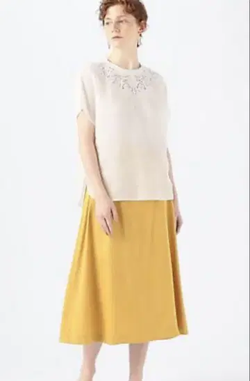 Ballsey 라미 자수 레이스 프렌치 슬리브 블라우스