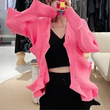 제이엔비와이 JNBY 3D 변형 입체 가디건 형광 핑크 36