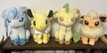 POKEMON 포켓몬 이브이 봉제 인형 세트 I LOVE EIEVUI