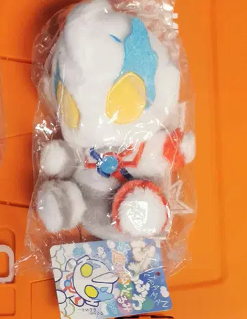 울트라맨 블레이저 울트라맨 샵 폭신폭신 앉은 봉제 인형 택 포함