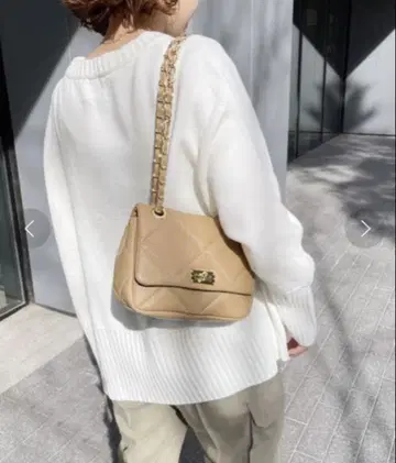 AULENTTI 베이지 퀼팅 숄더백 Spick&Span