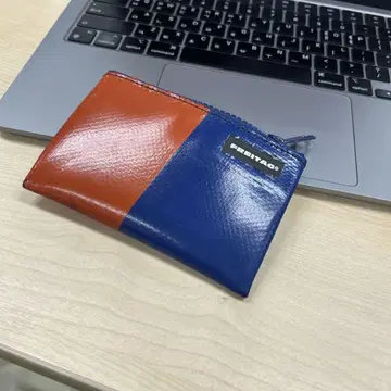 프라이탁 프래그먼트 케이스 파랑/오렌지